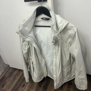 North Face women’s windbreaker jacket